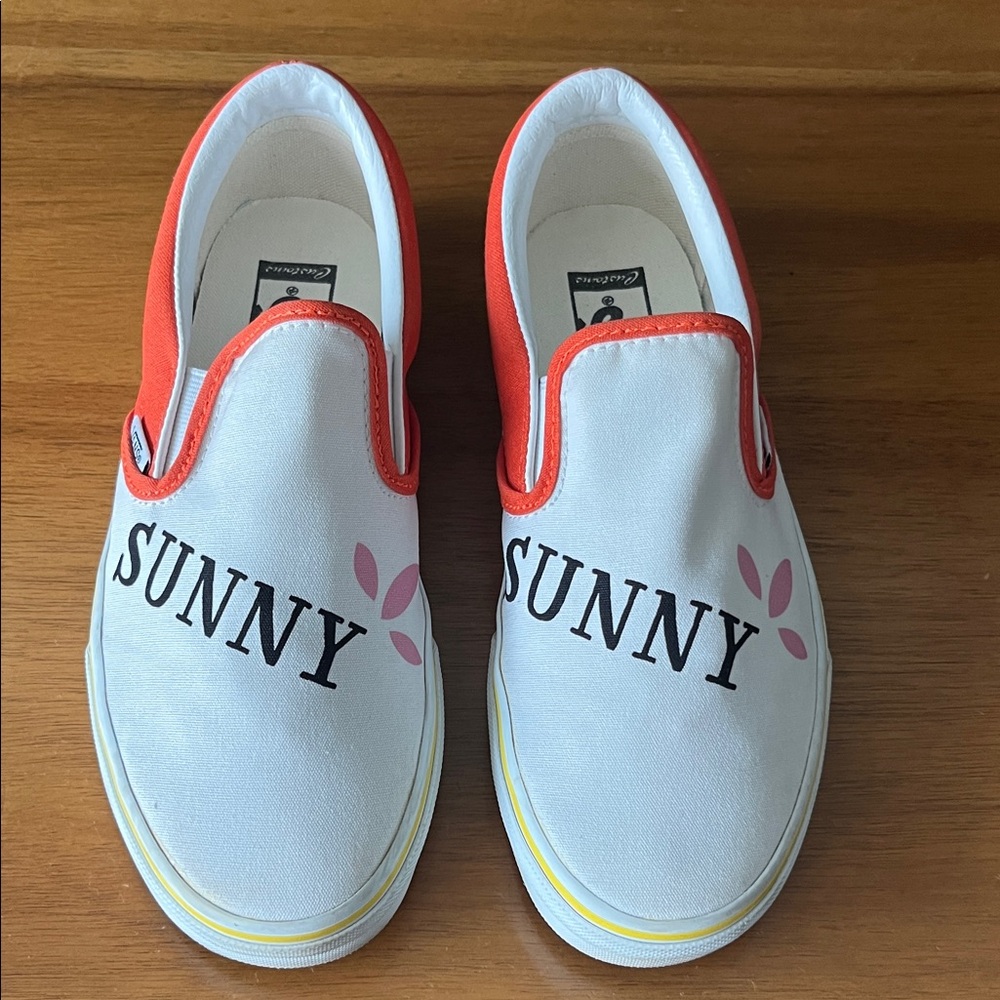 Custom Vans”Sunny” Slip-Ons